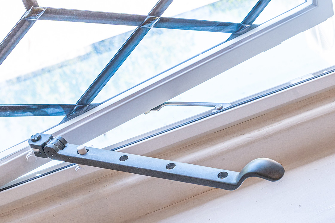 Beautiful leaded EB20 steel windows crafted for Hampstead Garden Suburb family home