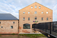 Clement manufactured bespoke W20 steel windows for the Horizon Youth Zone in Grimsby. The building is Grade II Listed. Photography: Gareth Gardner for John Puttick Associates.