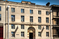 Clement W20 steel windows were chosen to replace the originals at this Grade II listed former Police HQ, now home to Bristol’s YMCA.