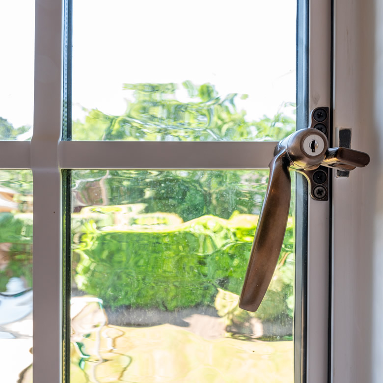 Georgian Fenestra joint