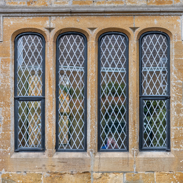 Rectangular and diamond leaded