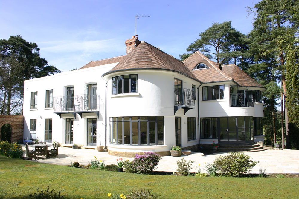 Residential home in North Downs with Clement Windows