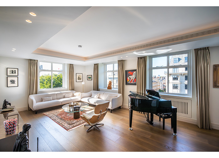 New steel windows for luxury London apartments