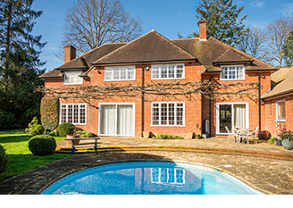 New EB20 steel frames refresh family home
